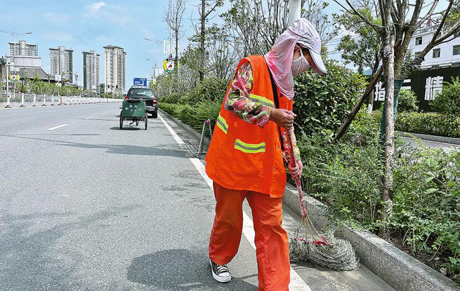 致敬高溫下的勞動(dòng)者
