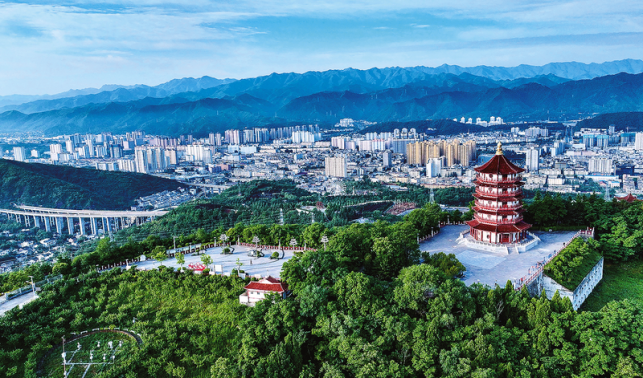 上半年我市空氣質(zhì)量?jī)?yōu)良天數(shù)166天