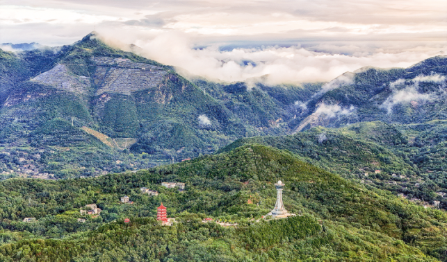 秦嶺千峰皆如韻 商於一路盡成篇