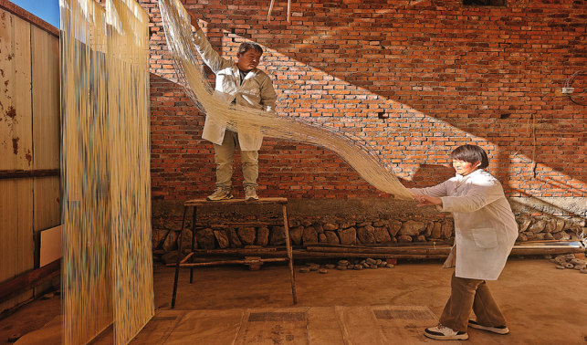 “無(wú)聲”空心掛面