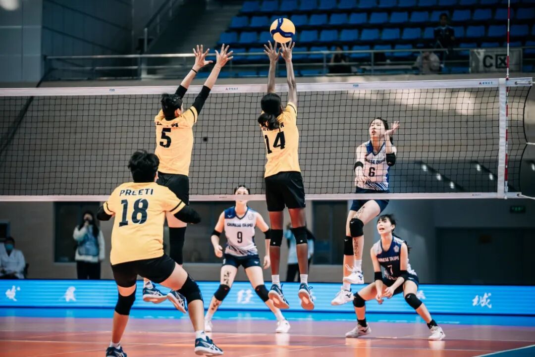 直擊賽場丨12月10日比賽結(jié)果新鮮出爐