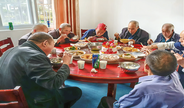 溫情呵護(hù)每一抹“夕陽”