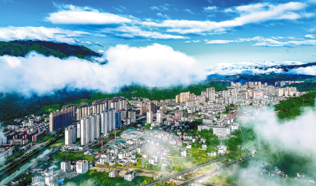 征程萬里風正勁    奮楫爭先再出發(fā)