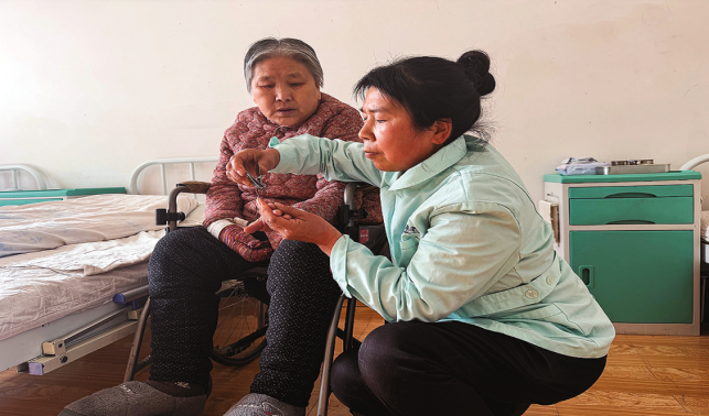 用心守護 情暖夕陽