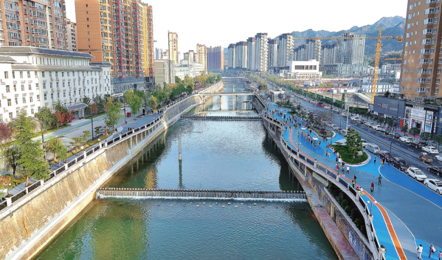 一河兩岸融城景 十里長(zhǎng)廊惠民生