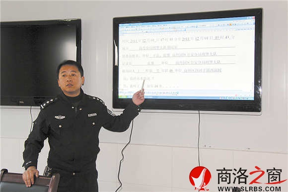 憑借過硬的業(yè)務(wù)能力，段煒成為全市法制培訓(xùn)員講師團成員。