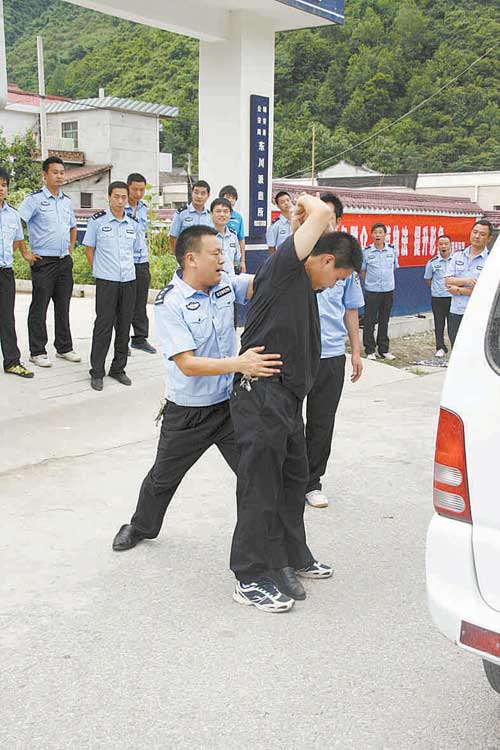 17年練就的治安防范專家