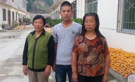 柞水：老庵寺村的女支書