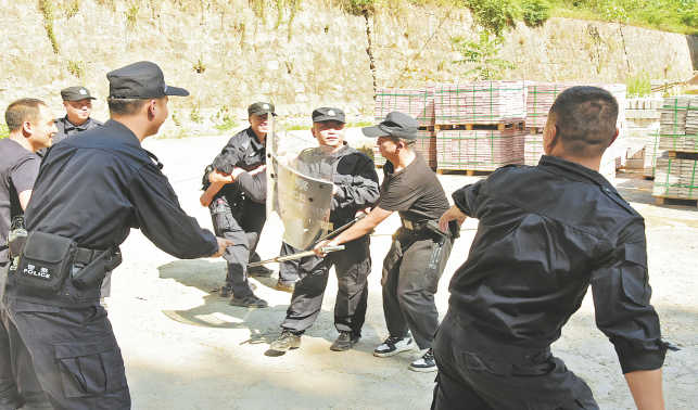 錘煉過硬本領(lǐng) 提升履職能力