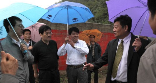 香港四洲集團(tuán)深入鎮(zhèn)安考察板栗深加工項(xiàng)目