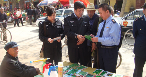 商州區(qū)開(kāi)展種子市場(chǎng)集中整治行動(dòng)