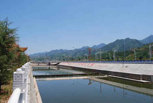 山陽縣加強(qiáng)城市環(huán)境綜合整治