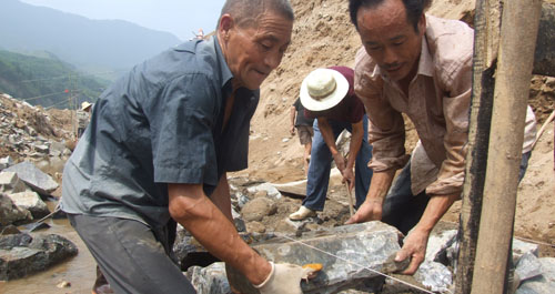 丹鳳對(duì)千米堤防進(jìn)行綜合治理