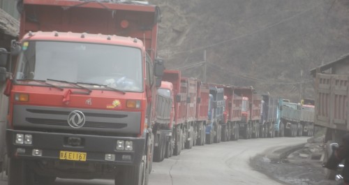 小嶺羅莊移民新村為解決搬遷戶后續(xù)發(fā)展問題