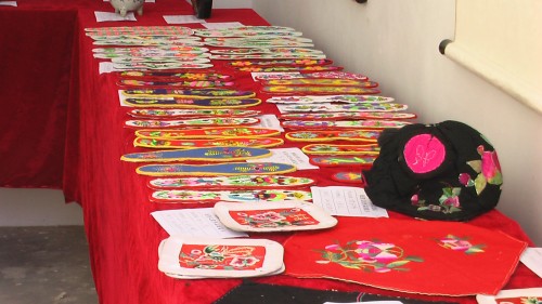 柏峪寺鎮(zhèn)文化站舉行“迎中秋民俗藝術(shù)作品展”