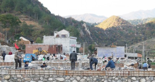 清油河加快移民安置區(qū)建設