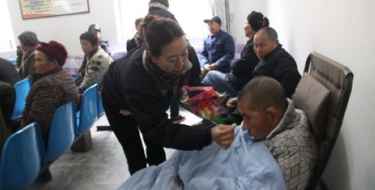 傳承雷鋒精神 彰顯國(guó)網(wǎng)愛心