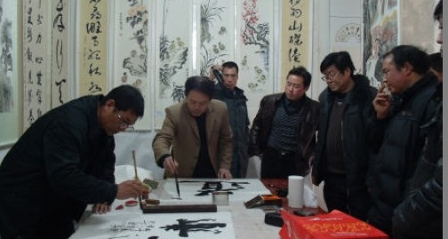 洛南巡檢鎮(zhèn)開(kāi)展干群素質(zhì)提升工程書(shū)畫(huà)展