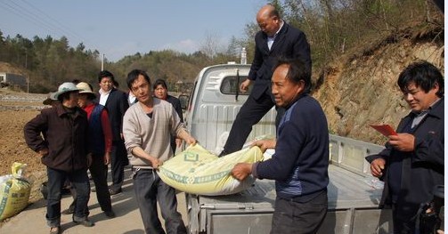 商南縣開展“遠(yuǎn)教科普惠農(nóng)送課”活動(dòng)