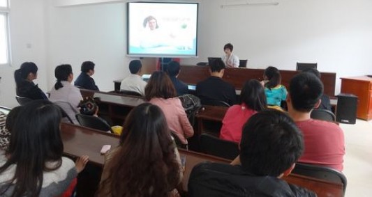 柞水縣婦幼保健院“孕產(chǎn)婦學校”開課