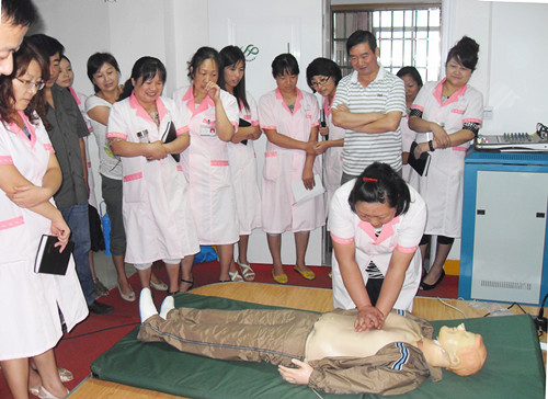 商州區(qū)計生站開展技術比武活動