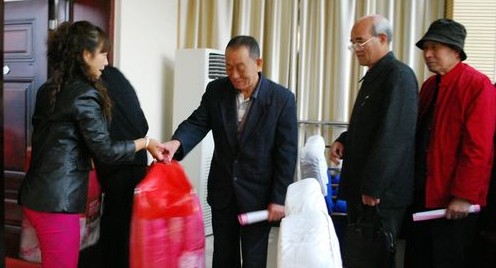 山陽舉行重陽節(jié)敬老座談會