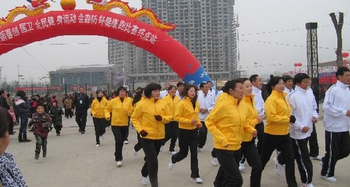 丹鳳舉行“迎新春·創(chuàng)國衛(wèi)”全民健身運(yùn)動(dòng)會
