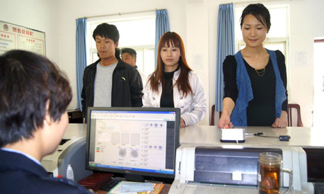 丹鳳居民身份證指紋信息登記工作啟動