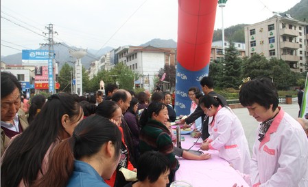柞水開展系列健康宣教服務活動