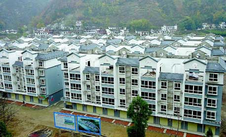 山陽(yáng)縣色河鋪鎮(zhèn)街道村陜南移民搬遷工程日前全面竣工