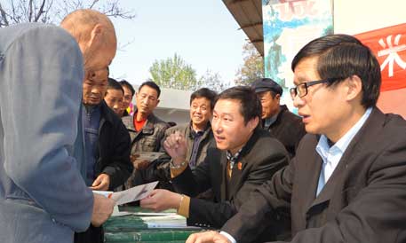 鎮(zhèn)安縣法院米糧法庭開展法制宣傳活動