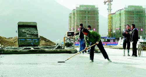 丹鳳竹林關(guān)抓緊實施竹林關(guān)江北新區(qū)主干道硬化工程