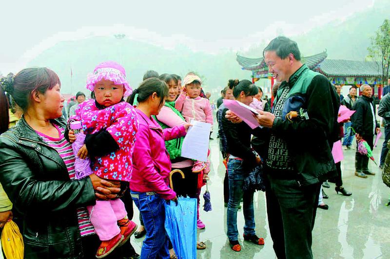 山陽(yáng)縣銀花鎮(zhèn)黨委、政府高度重視平安創(chuàng)建工作