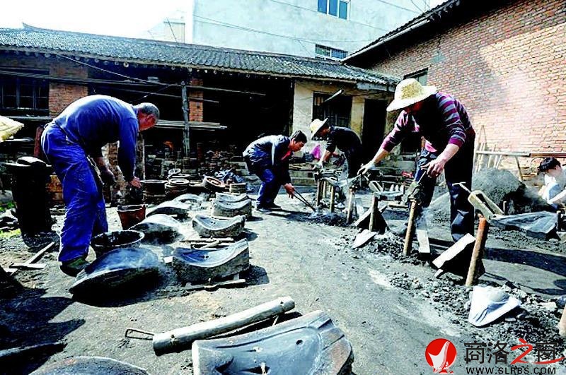 卸模型取出犁鏵